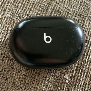 Beats Black Wireless (right headphone only)